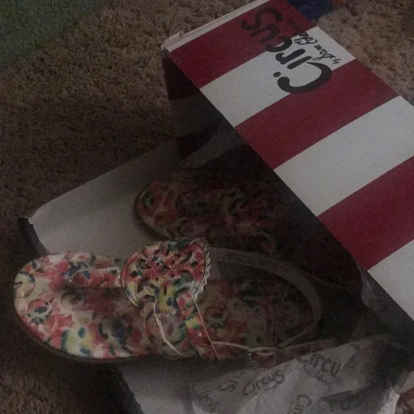 Circus by Sam Edelman Colorful Kids Sandals - Picture 11 of 16